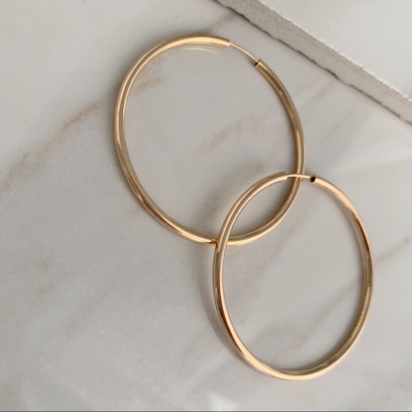 Watts Thin Hoop Earrings | 18k Gold Filled - Picture 3 of 4